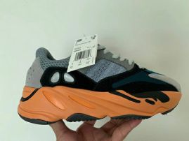 Picture of Yeezy 700 _SKUfc4220975fc
